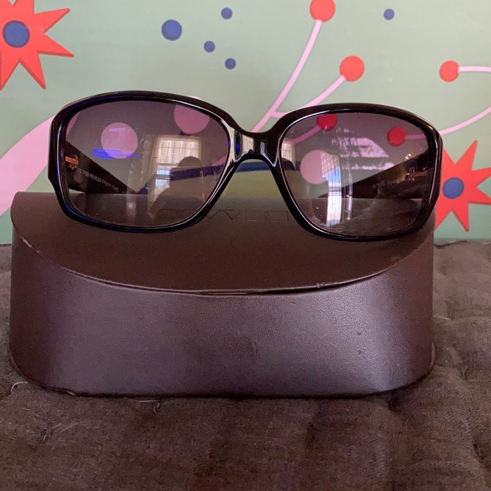 Pre-Loved sunnies… They look brand new!